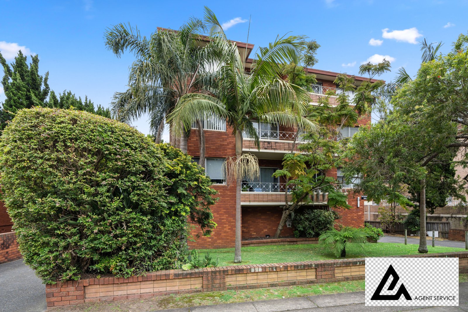 8/24-26 Station Street MORTDALE 1