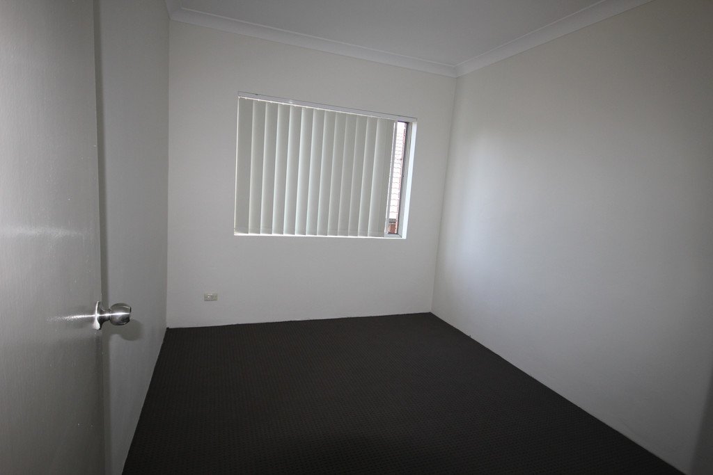 8/24 Chapel Street ROCKDALE 3