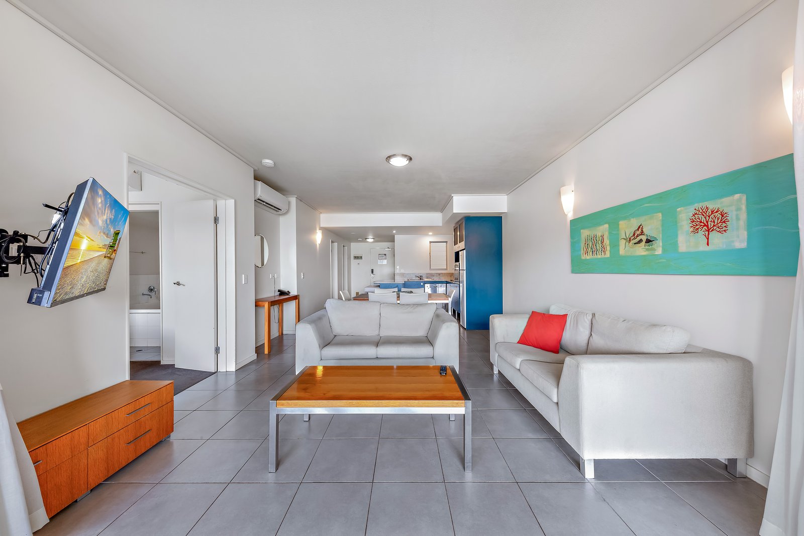 824/9a Hermitage Drive AIRLIE BEACH 7