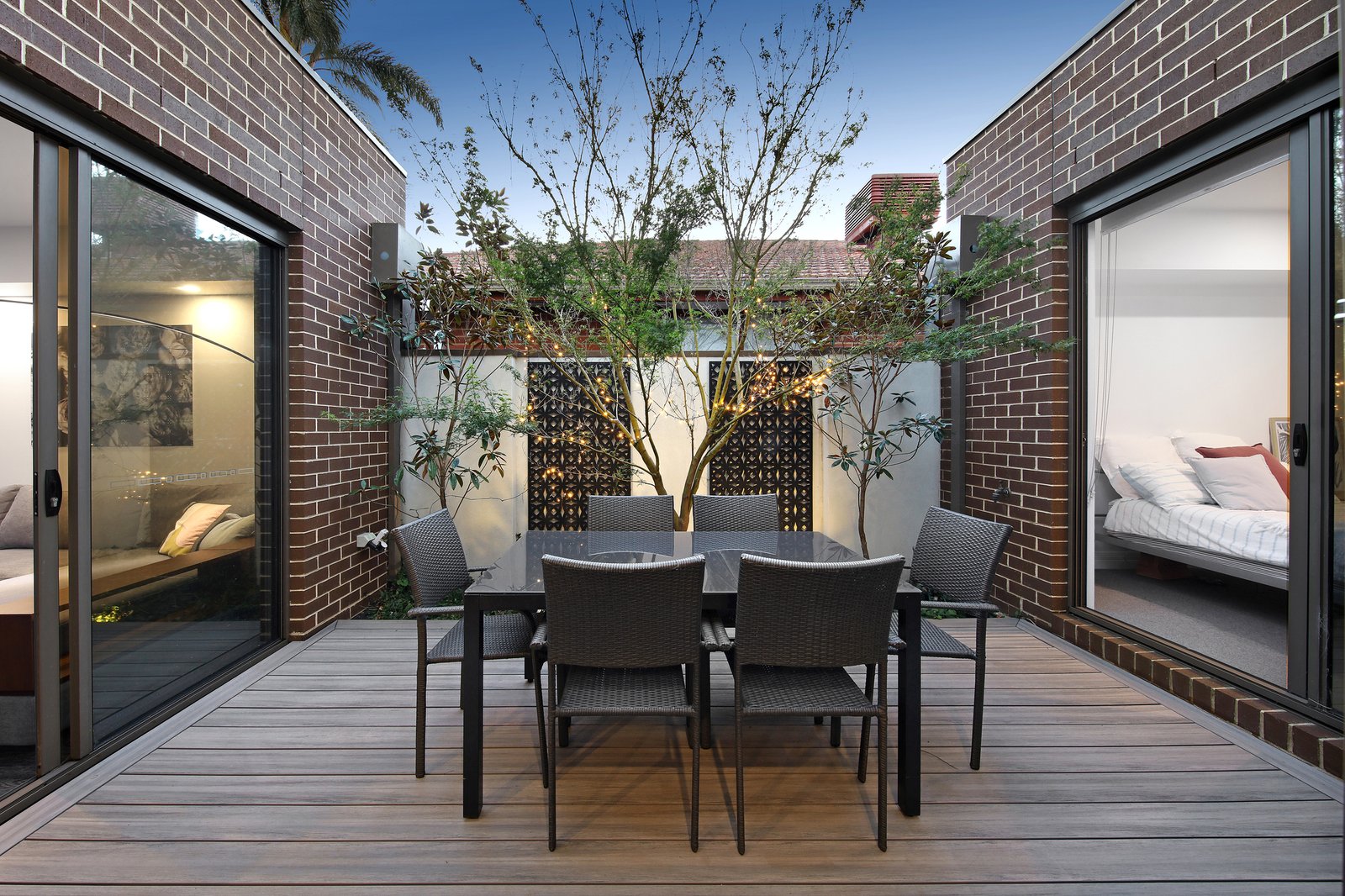 Gallery: 824A North Road