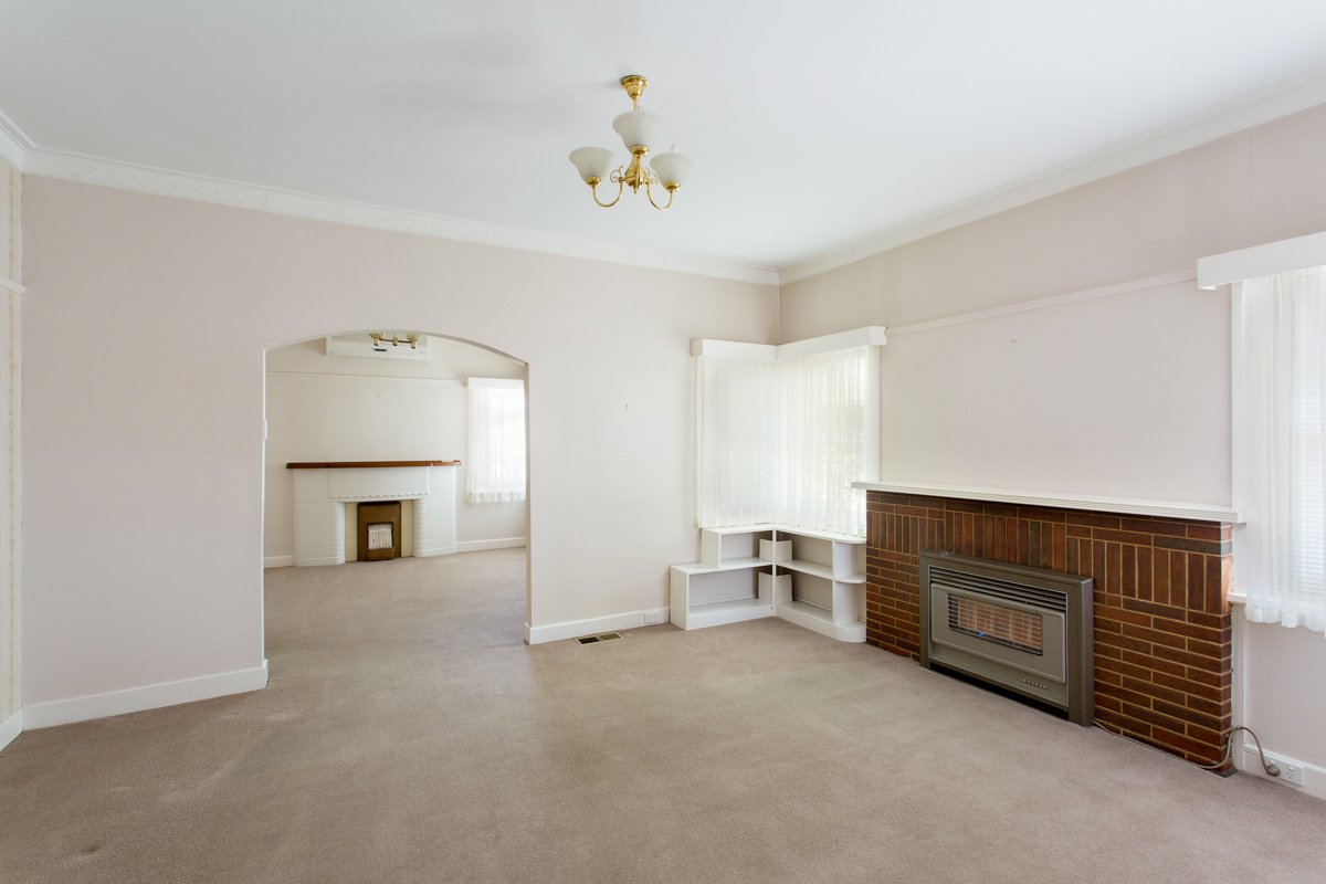 Gallery: 825 Bond Street