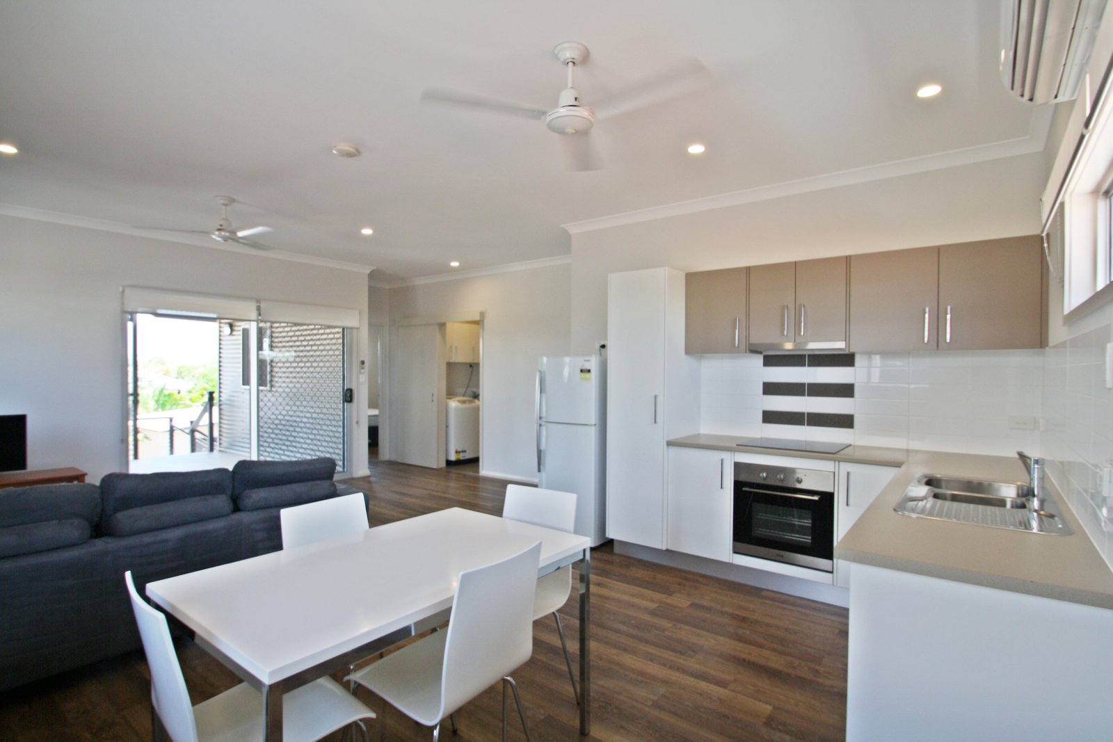 8/25 Dalmatio Street BILINGURR 1