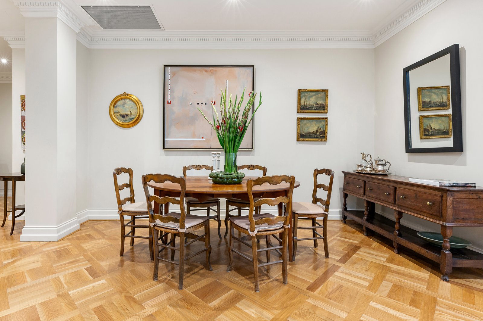 Image of dining room