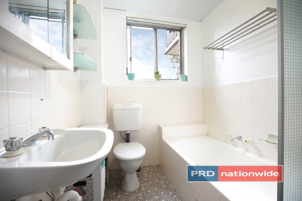 8/25 Haynes Street PENRITH 4