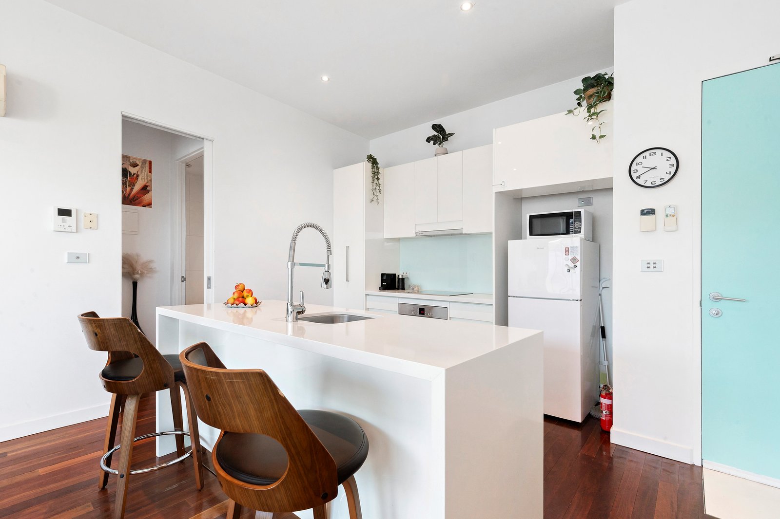Gallery: 8/25 Nepean Highway