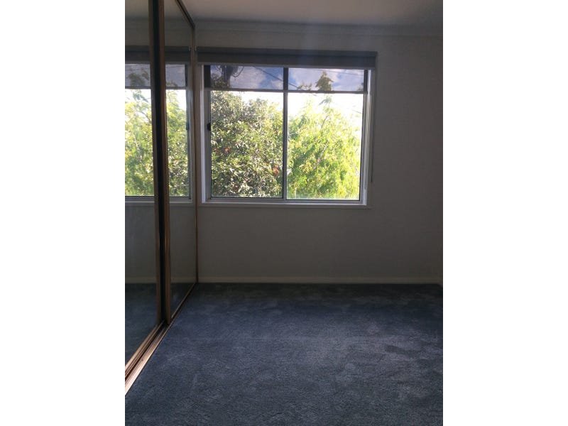 Gallery: 8/256 Somerville Road