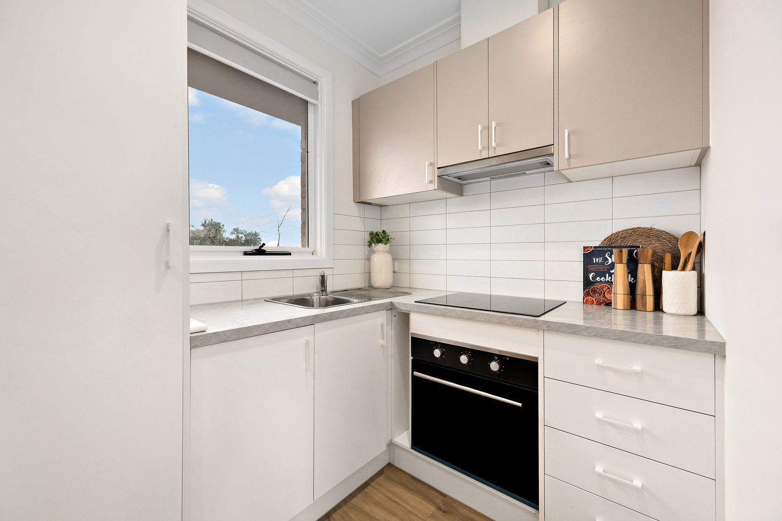 Gallery: 8/259 Nepean Highway