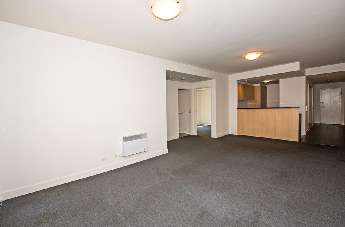 Gallery: 8/261 Dandenong Road