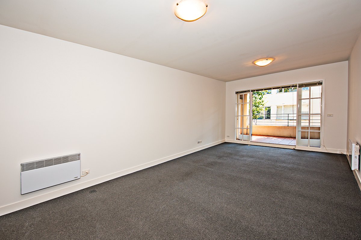 Gallery: 8/261 Dandenong Road