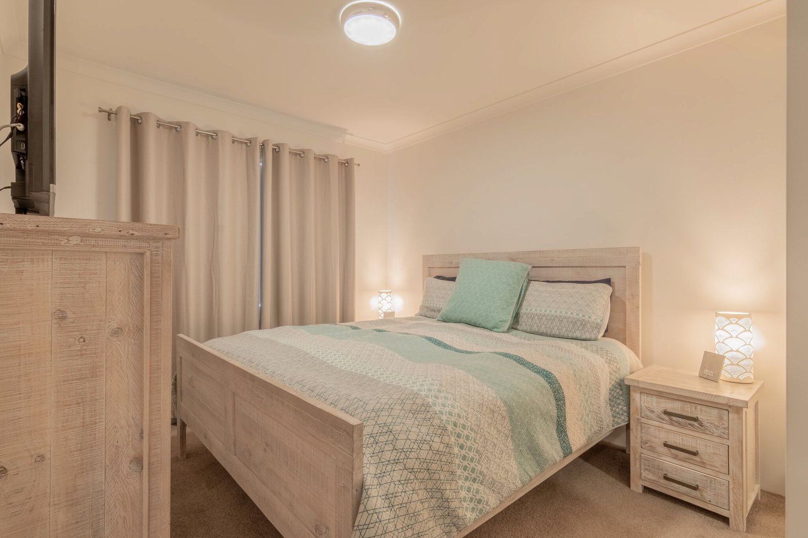 82/7 Durnin Avenue BEELIAR 7