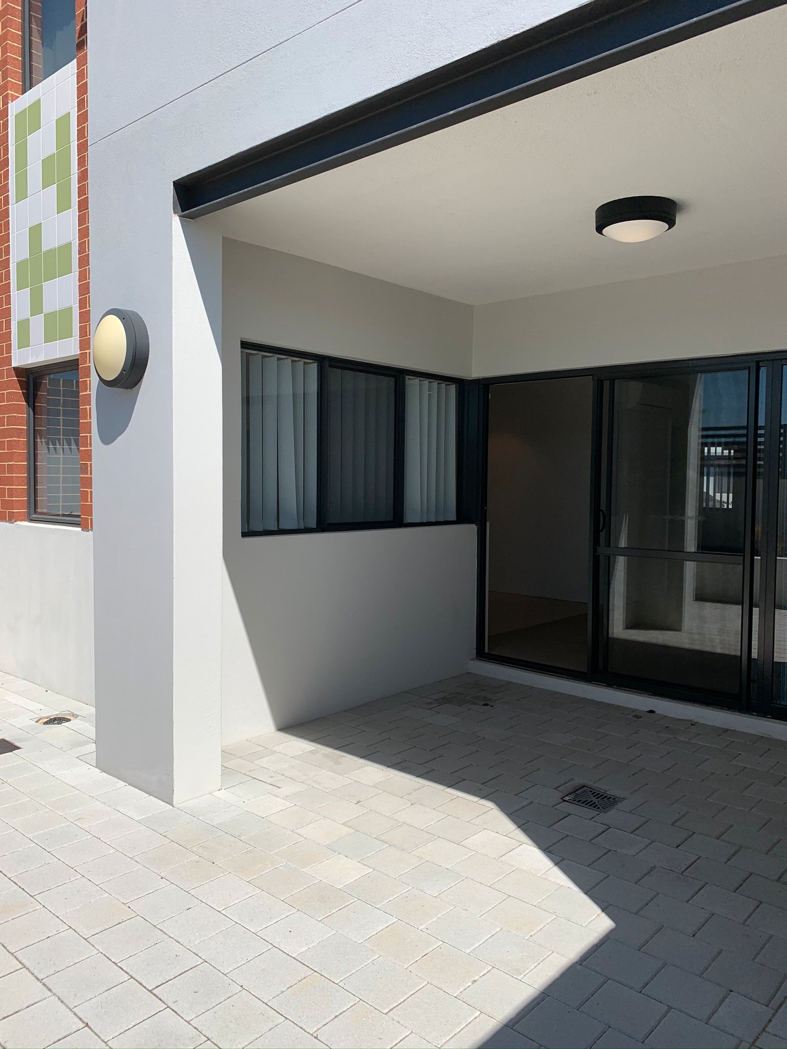 82/7 Durnin Avenue BEELIAR 16