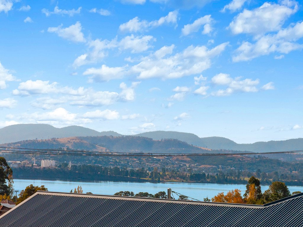 8/27 Montrose Road MONTROSE 17