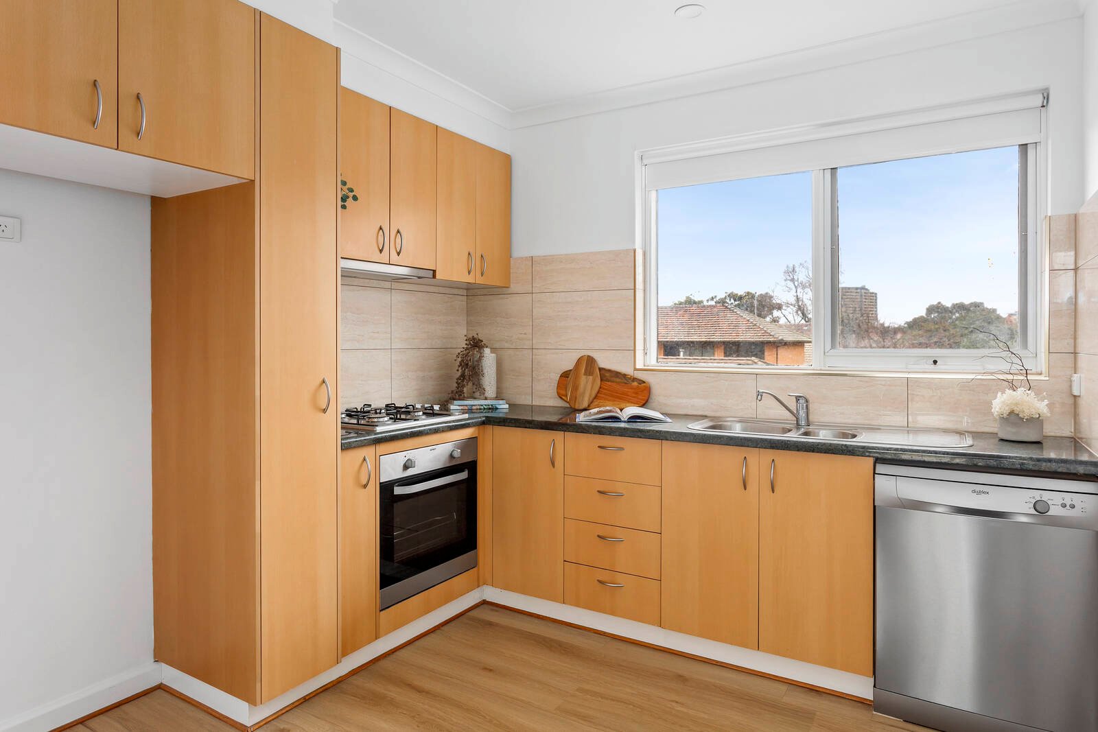 Real Estate and Property in 8/271 Balaclava Road, Caulfield North, VIC