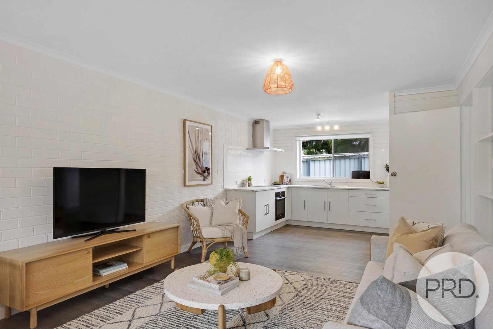 8/287 Churchill Avenue SANDY BAY 5