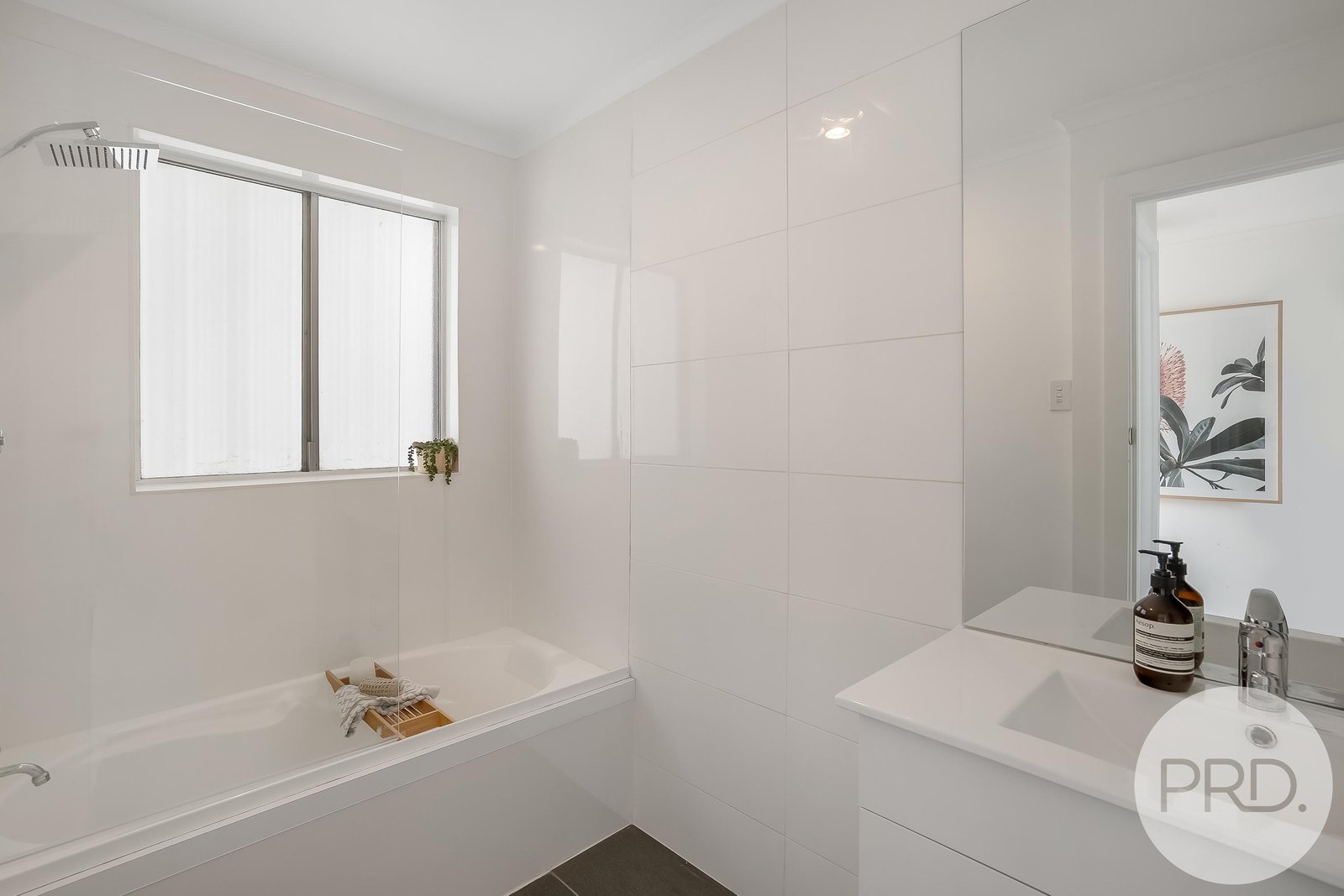 8/287 Churchill Avenue SANDY BAY 6