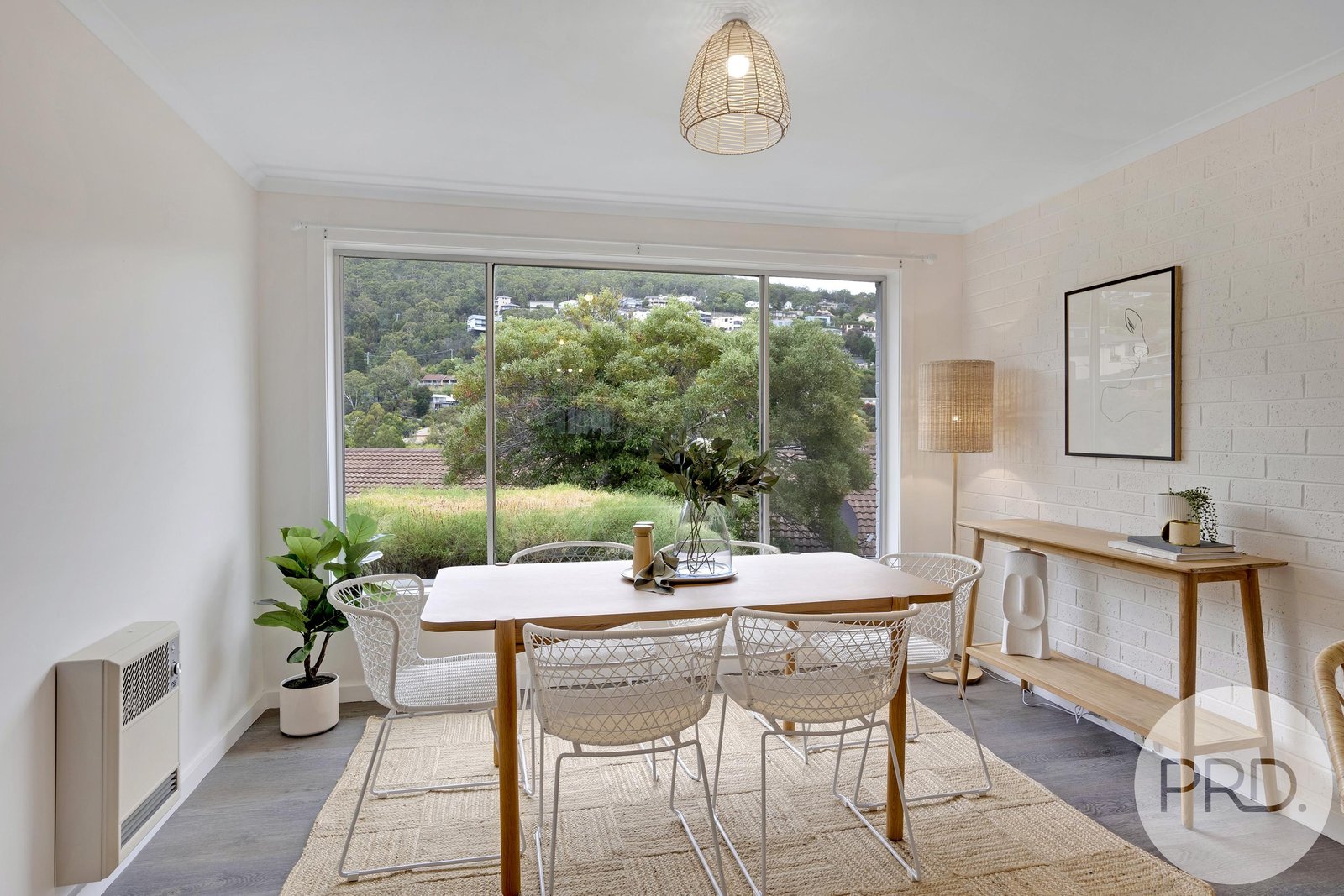 8/287 Churchill Avenue SANDY BAY 12