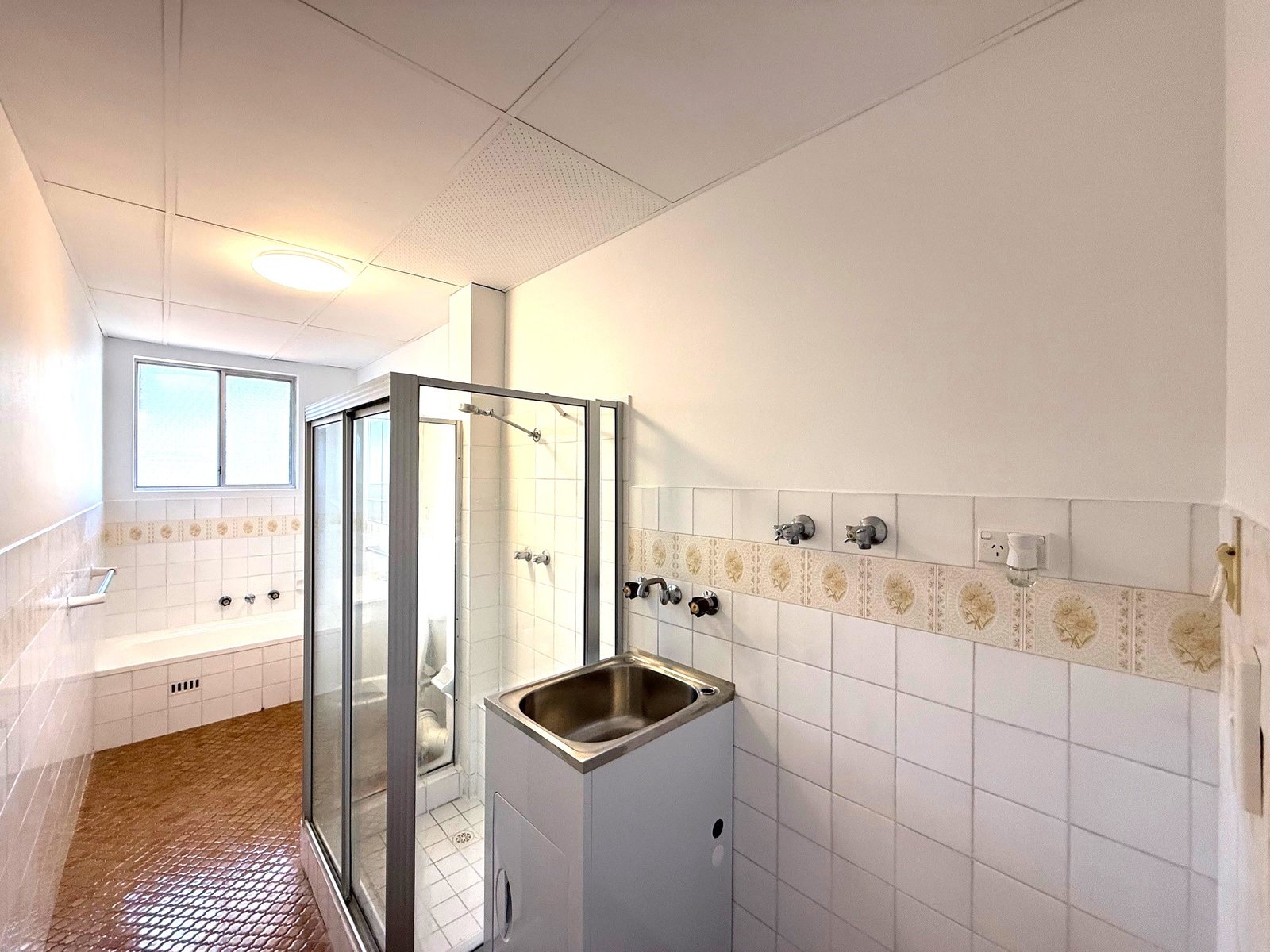 8/29-33 Robertson Street KOGARAH 6