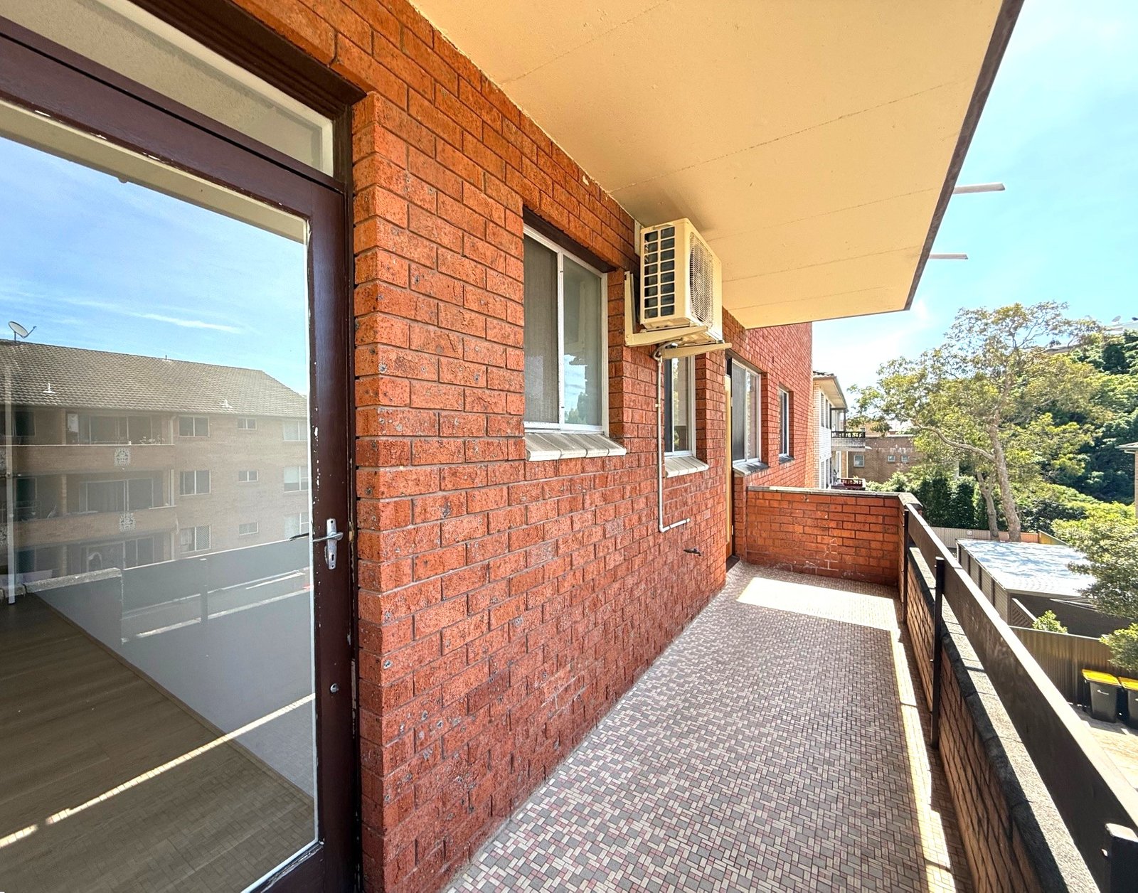 8/29-33 Robertson Street KOGARAH 7