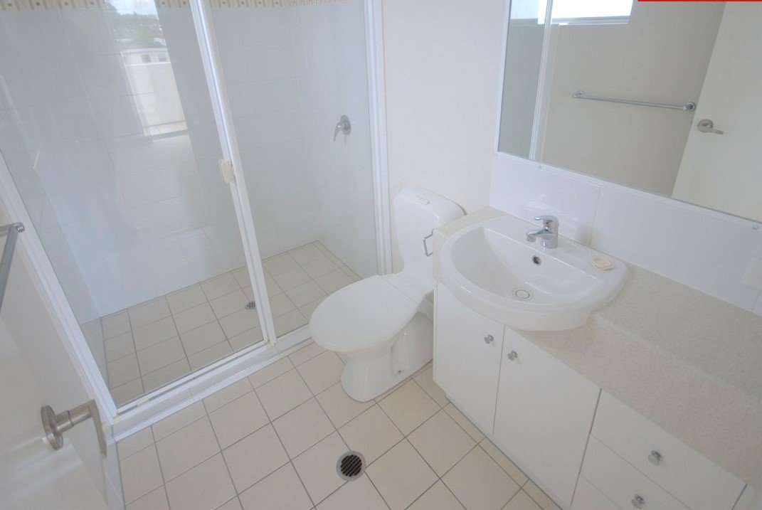 8/29 George Street SOUTHPORT 8