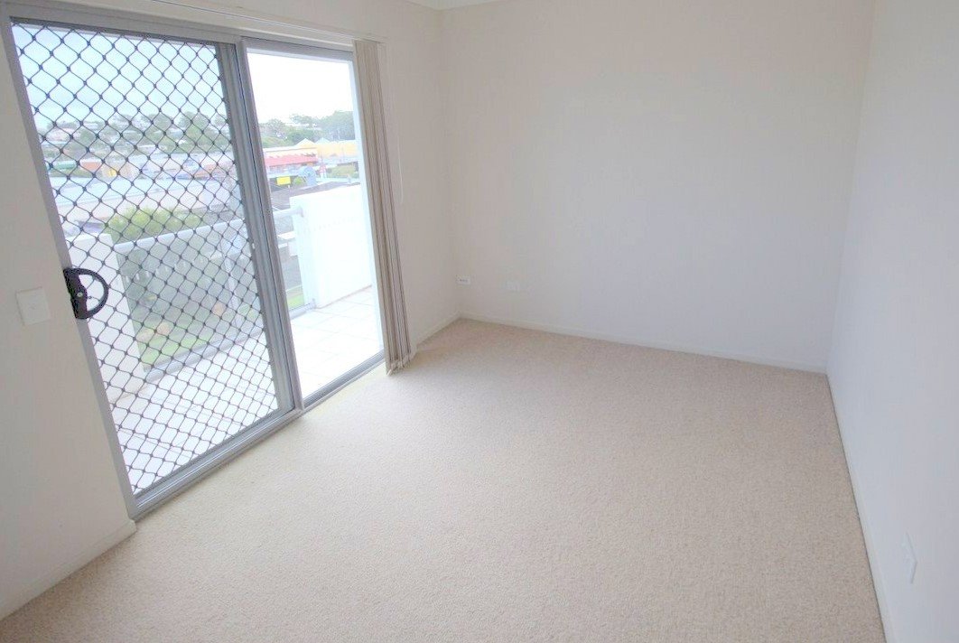 8/29 George Street SOUTHPORT 11