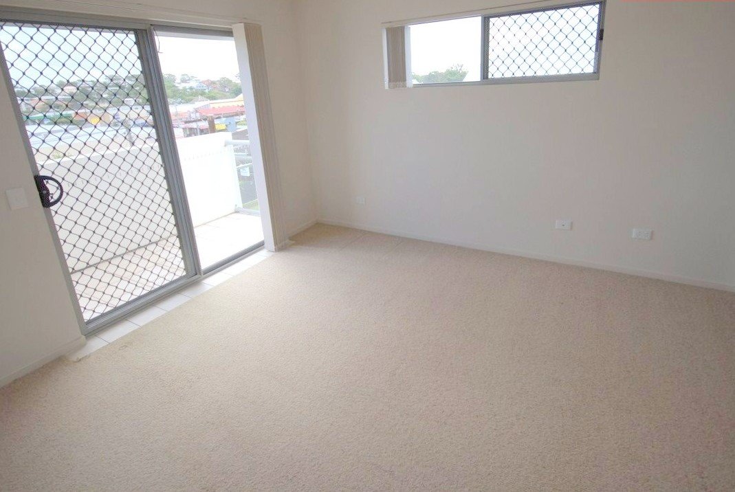 8/29 George Street SOUTHPORT 7