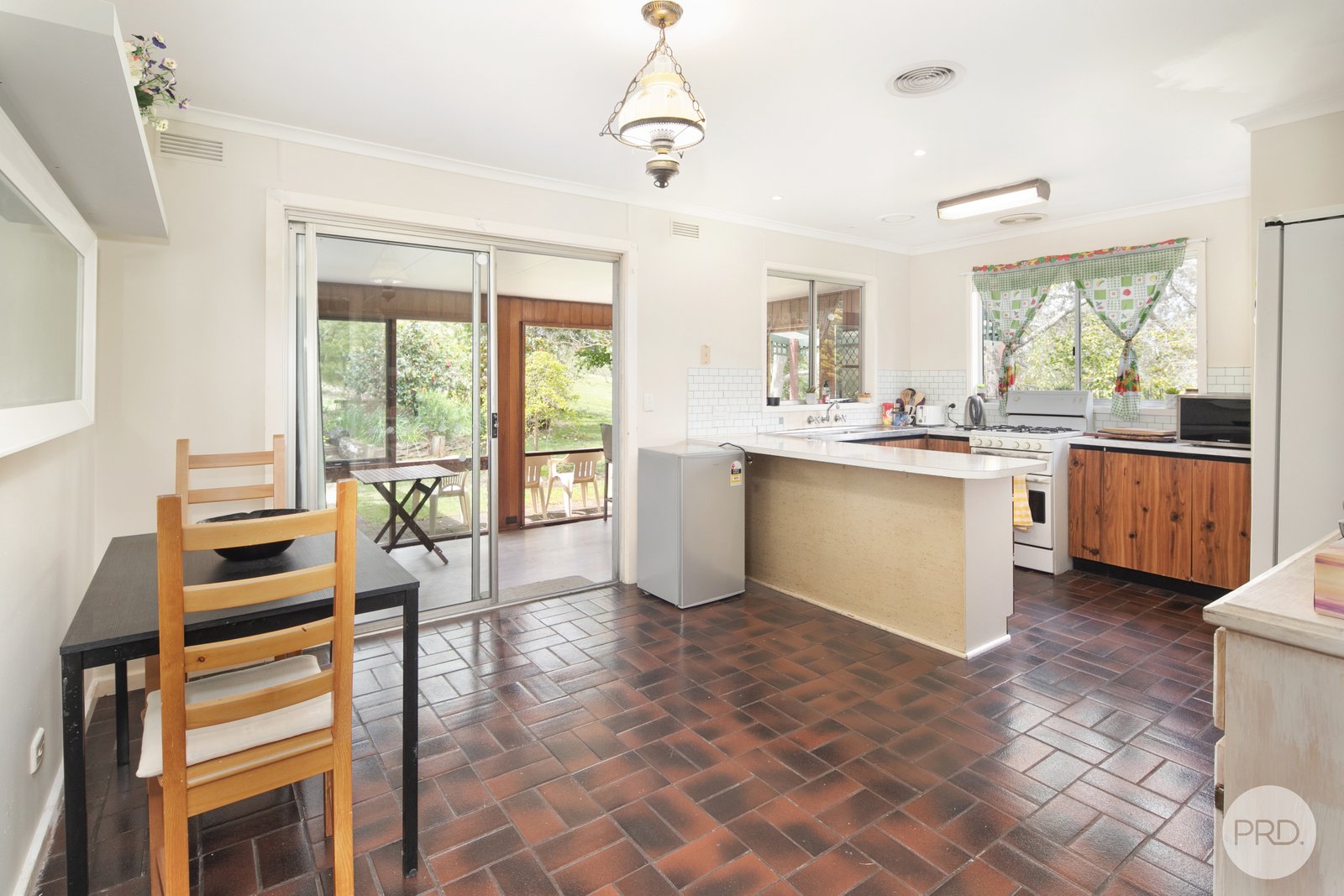 829 Racecourse Road WATERLOO 5