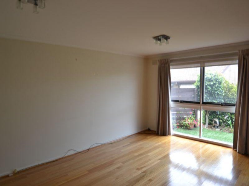 Gallery: 8/293 Warrigal Road