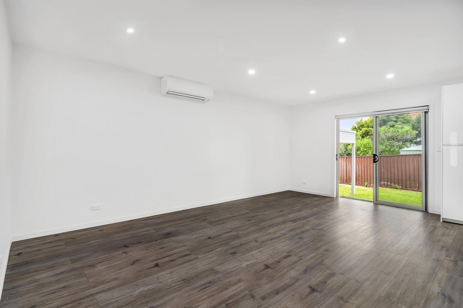 82B Macquarie Street CHIFLEY 7
