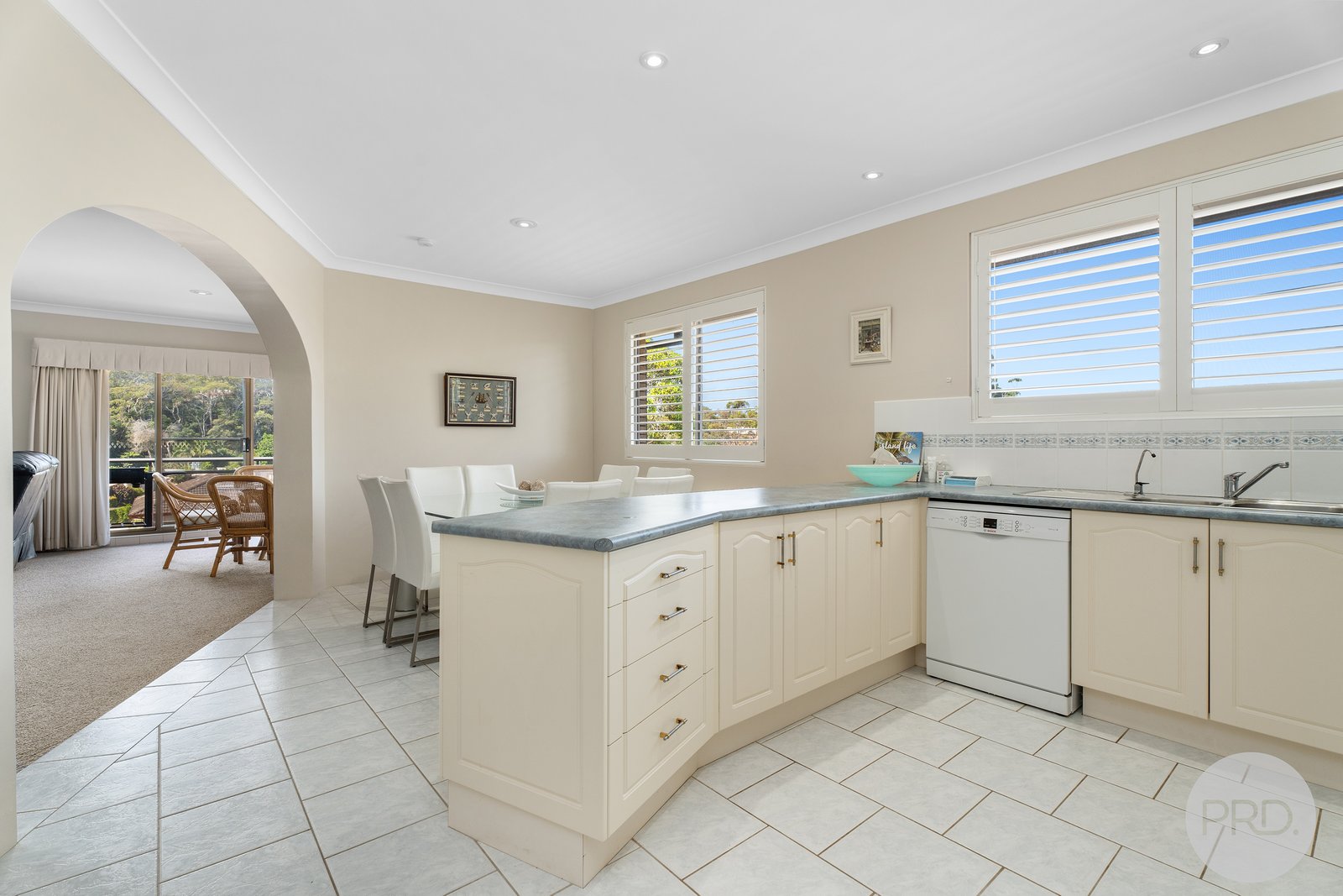 8/3-7 Columbia Close NELSON BAY 20