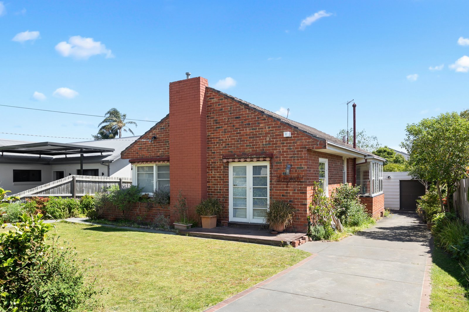 Gallery: 83 Bowen Street