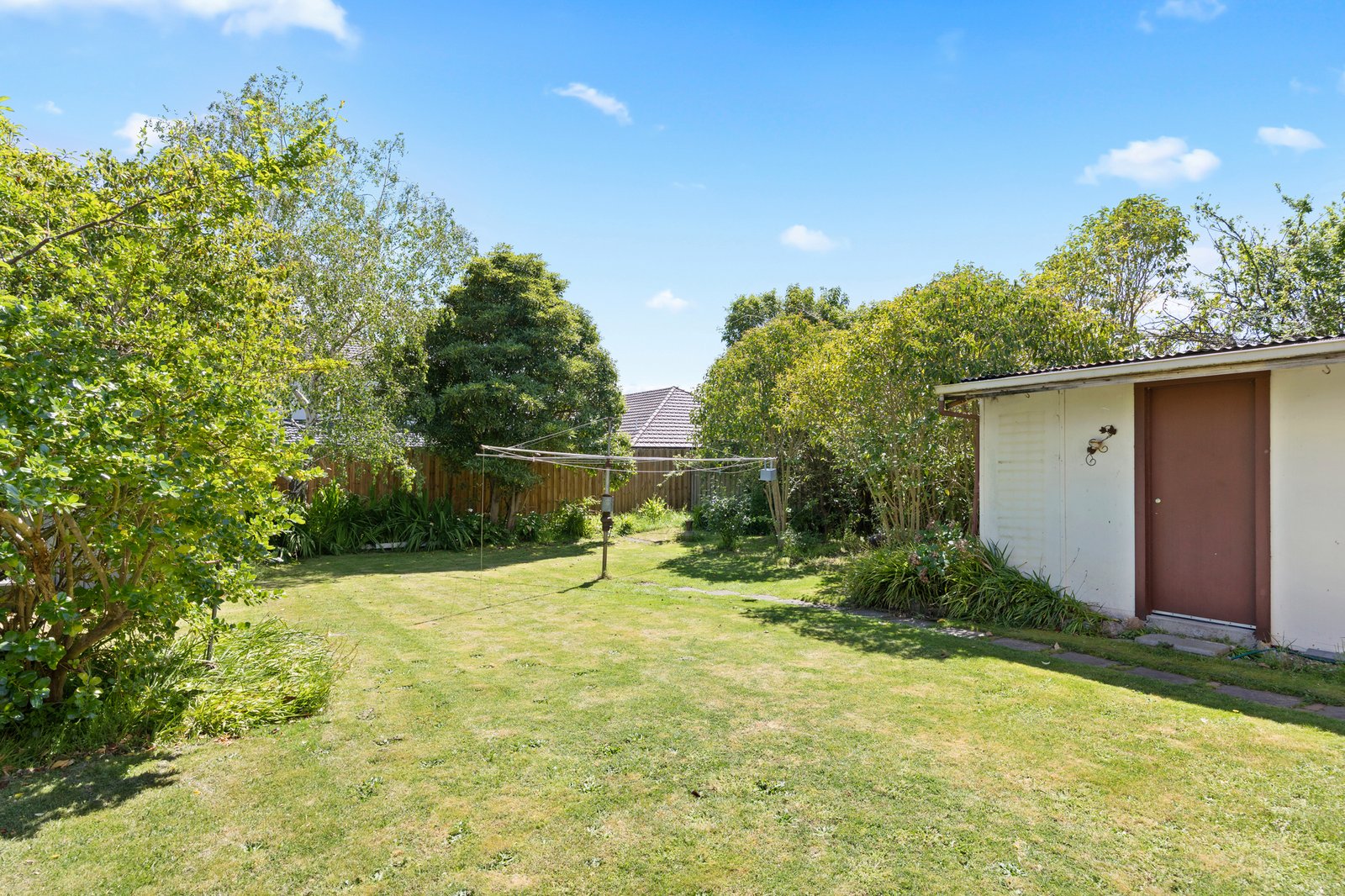 Gallery: 83 Bowen Street