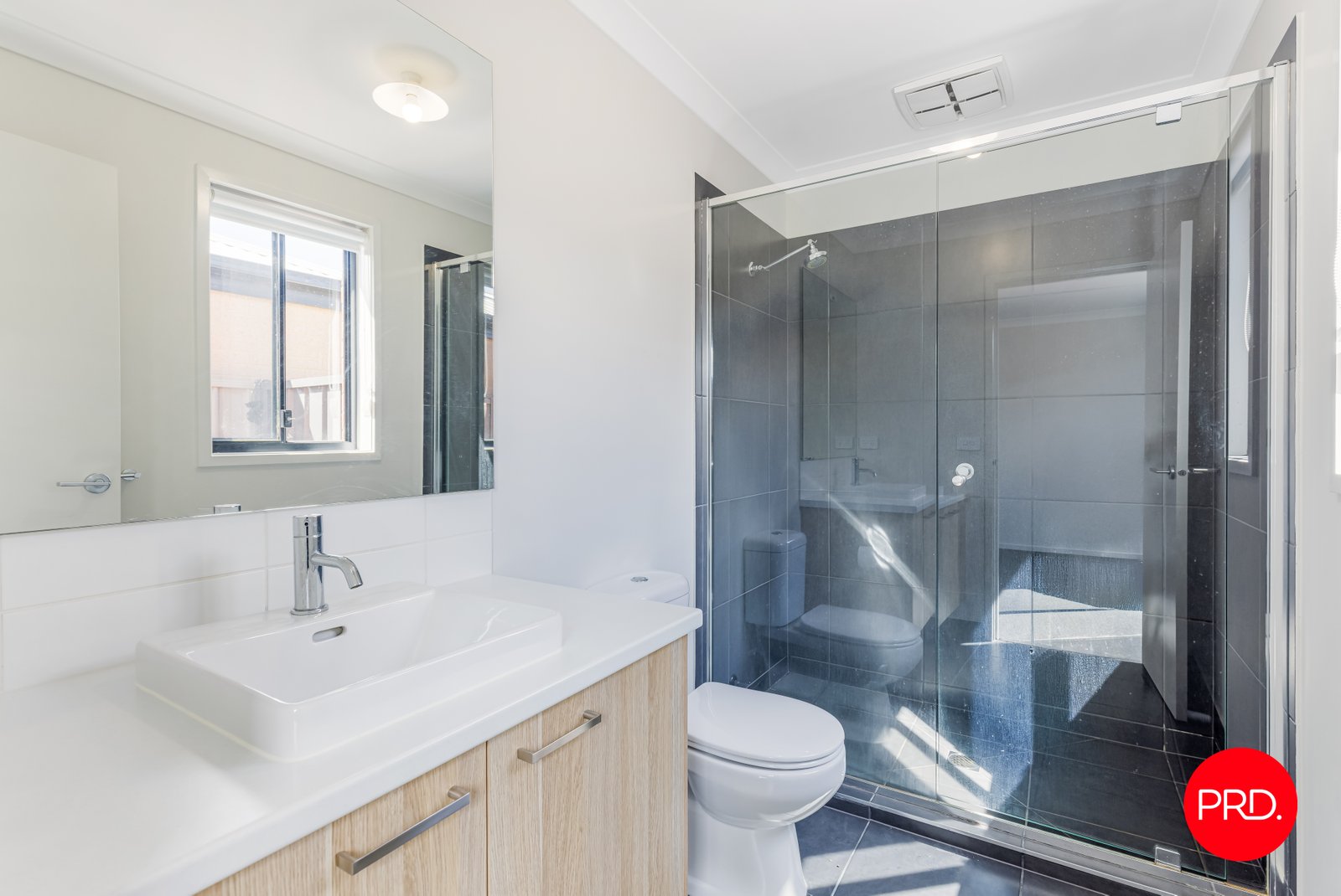 83 Callaghan St  EPSOM 12