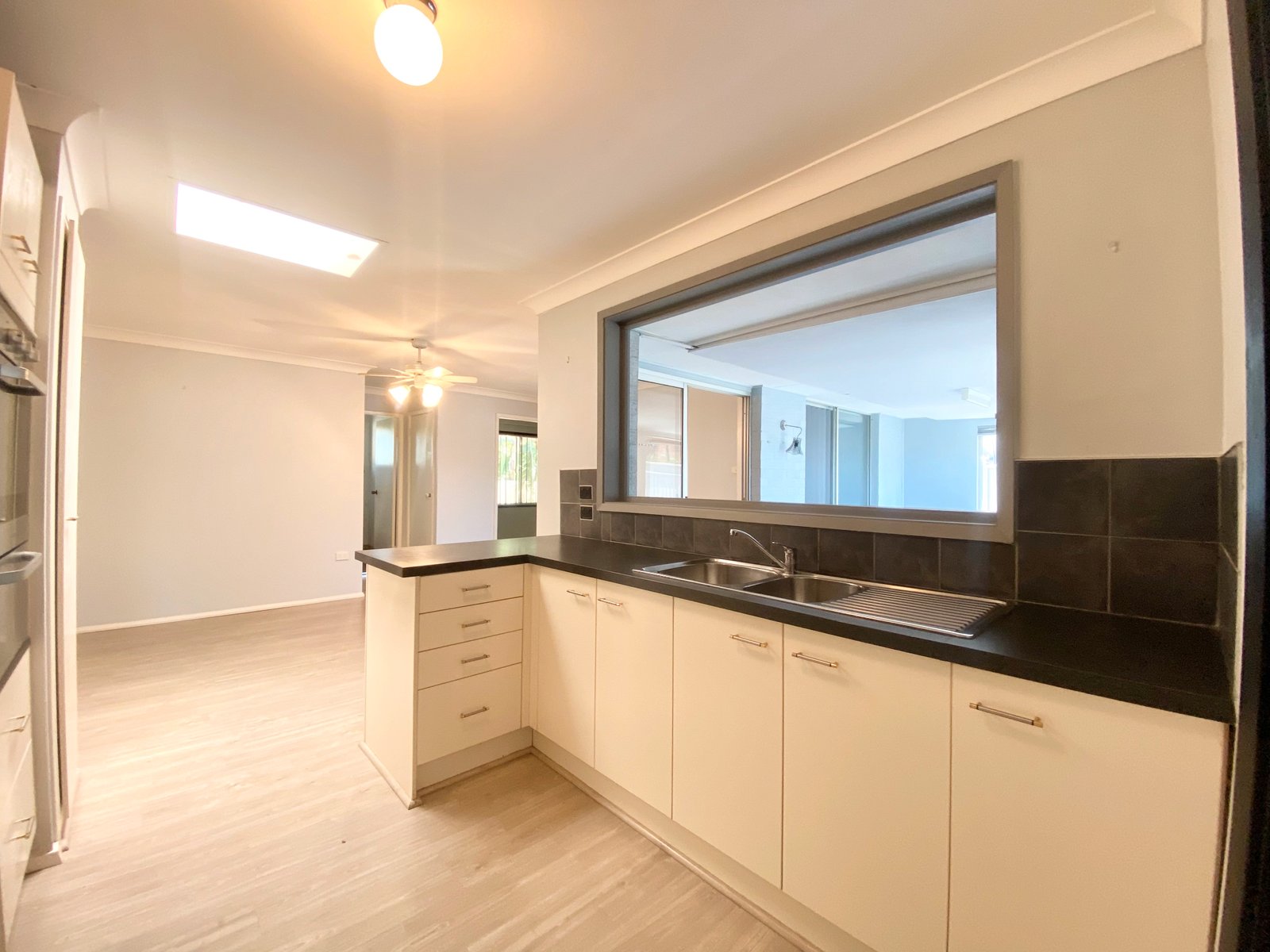 83 Campbell Avenue ANNA BAY 7
