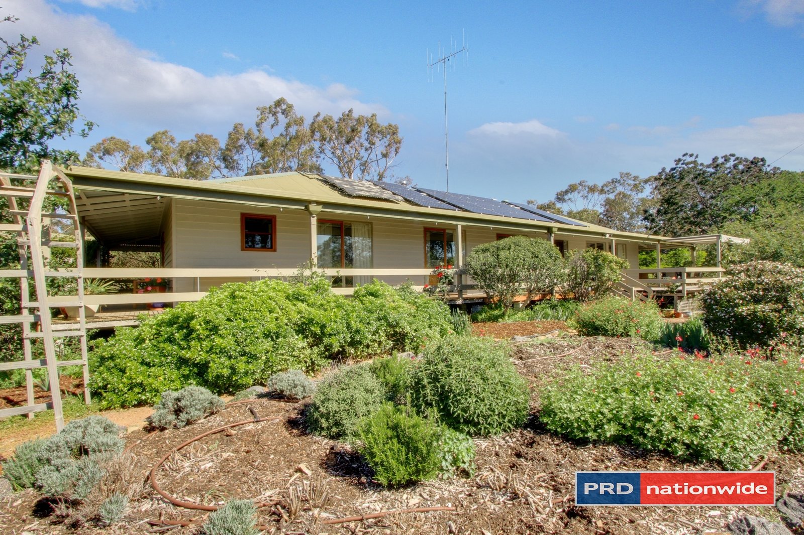 83 Canning Close WAMBOIN 2