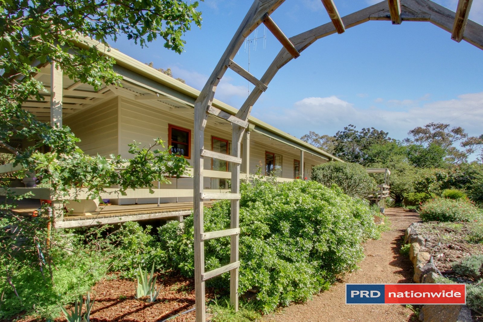 83 Canning Close WAMBOIN 3