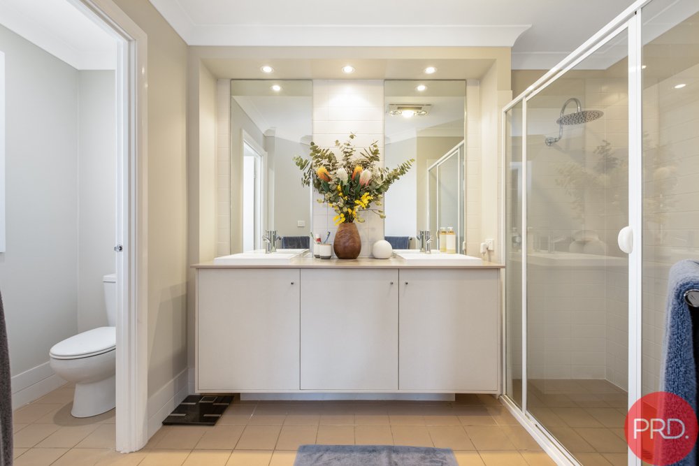 83 Canterbury Drive RAWORTH 17