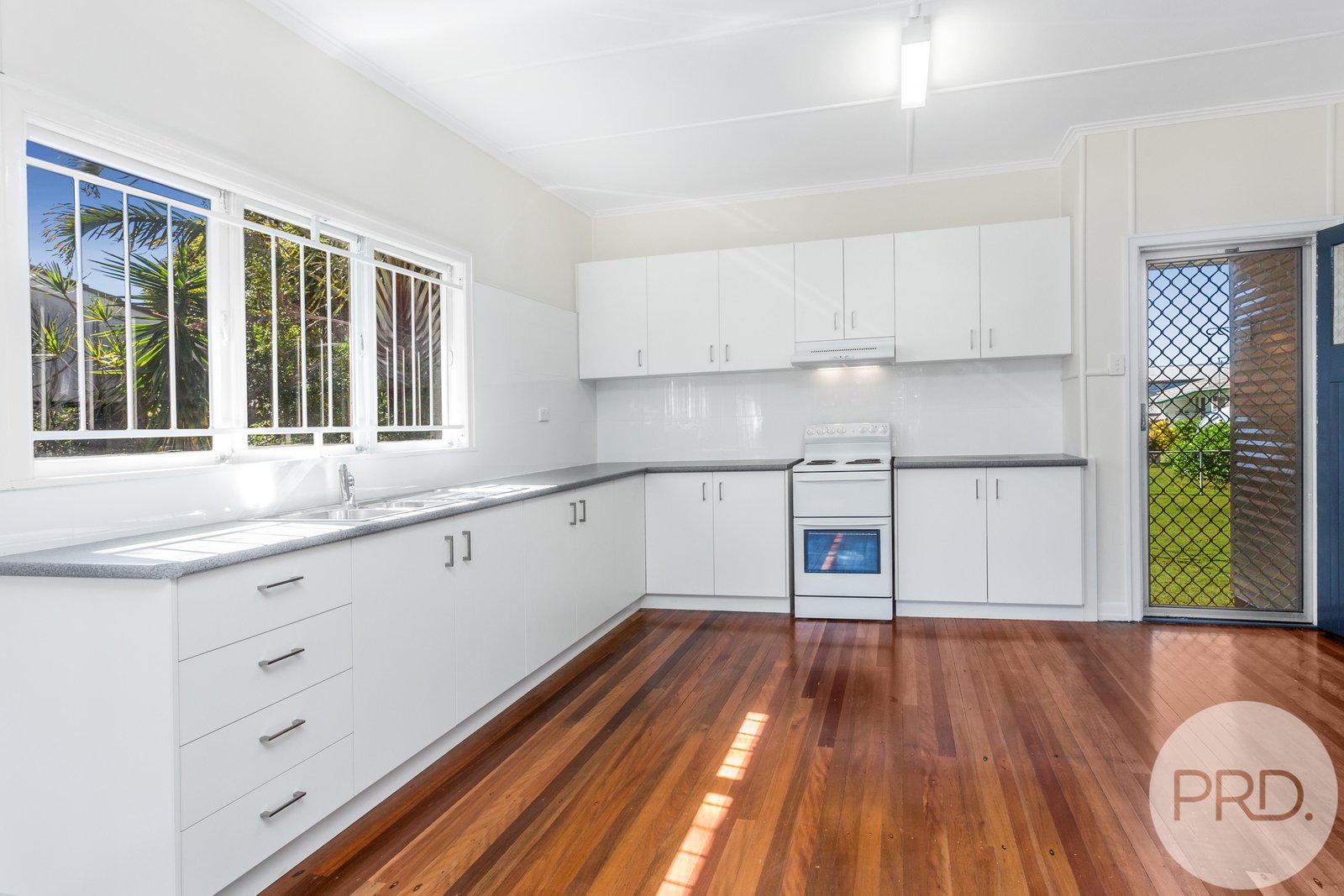 83 Charlie Street ZILLMERE 3