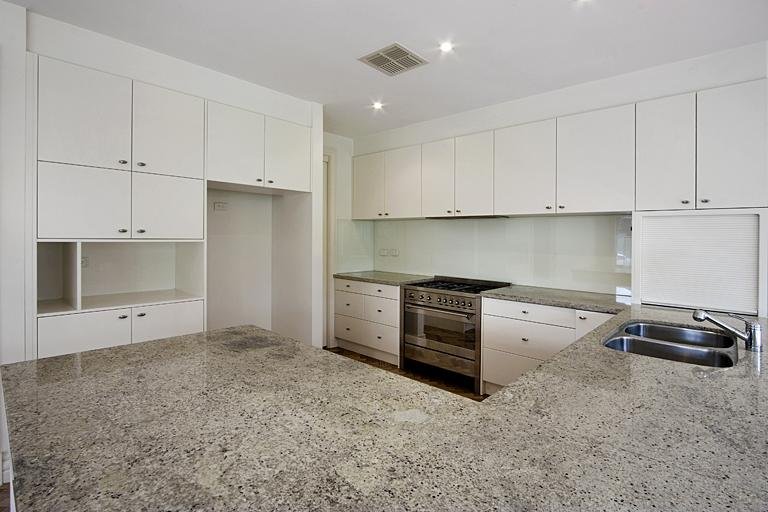 Gallery: 83 Cole Street