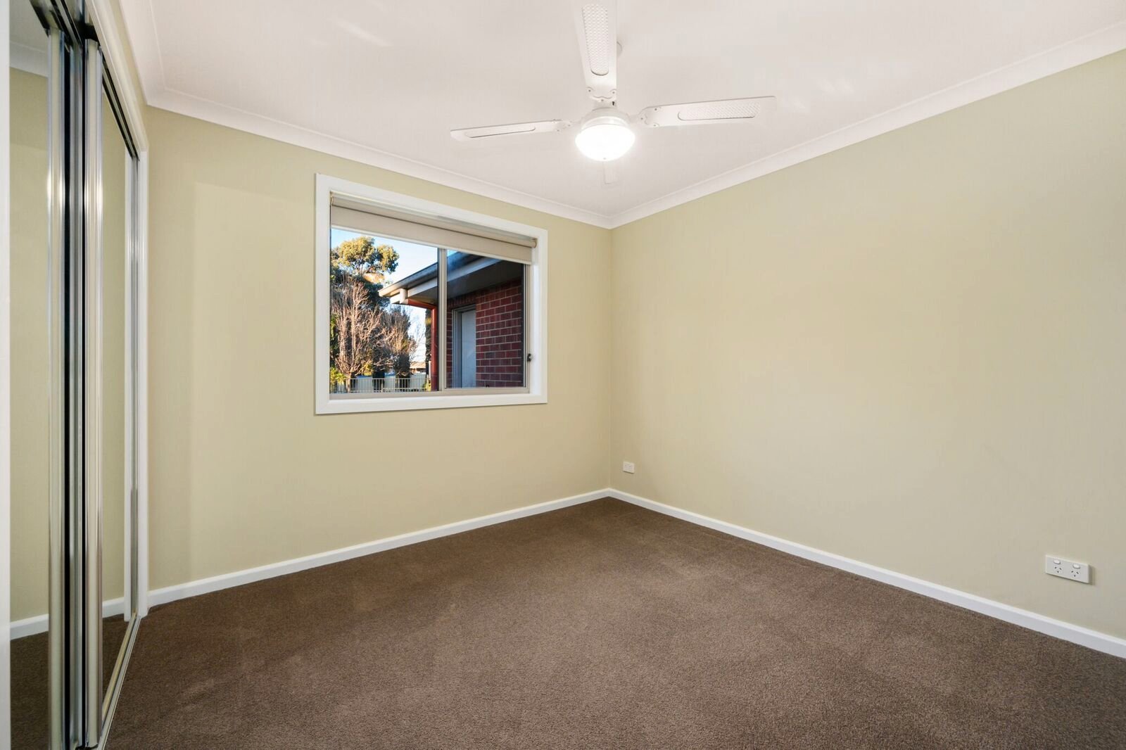 83 Dunne Crescent THURGOONA 6