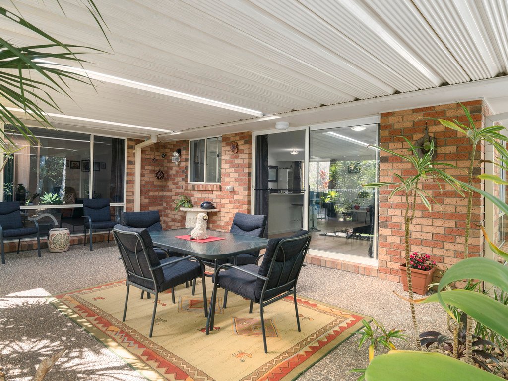 83 Dutton St  COOLANGATTA 2