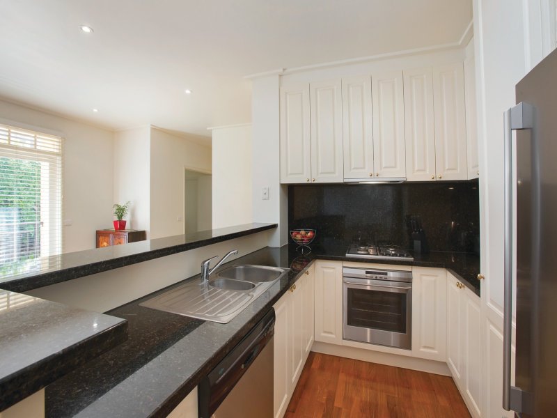 Gallery: 83 Esplanade East