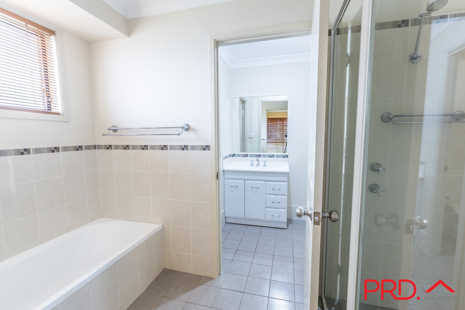 83 Evans Street TAMWORTH 10