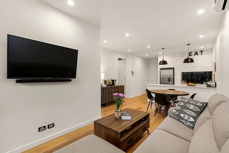 Gallery: 8/3 Faulkner Street