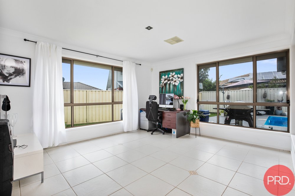 83 Ferraby Drive METFORD 11