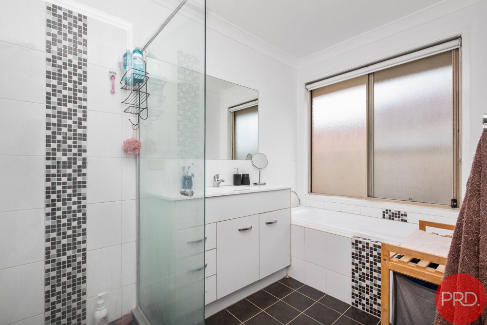 83 Ferraby Drive METFORD 16