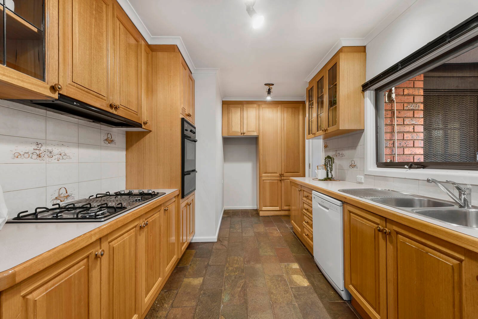 Real Estate and Property in 83 Heathfield Rise, Box Hill North, VIC