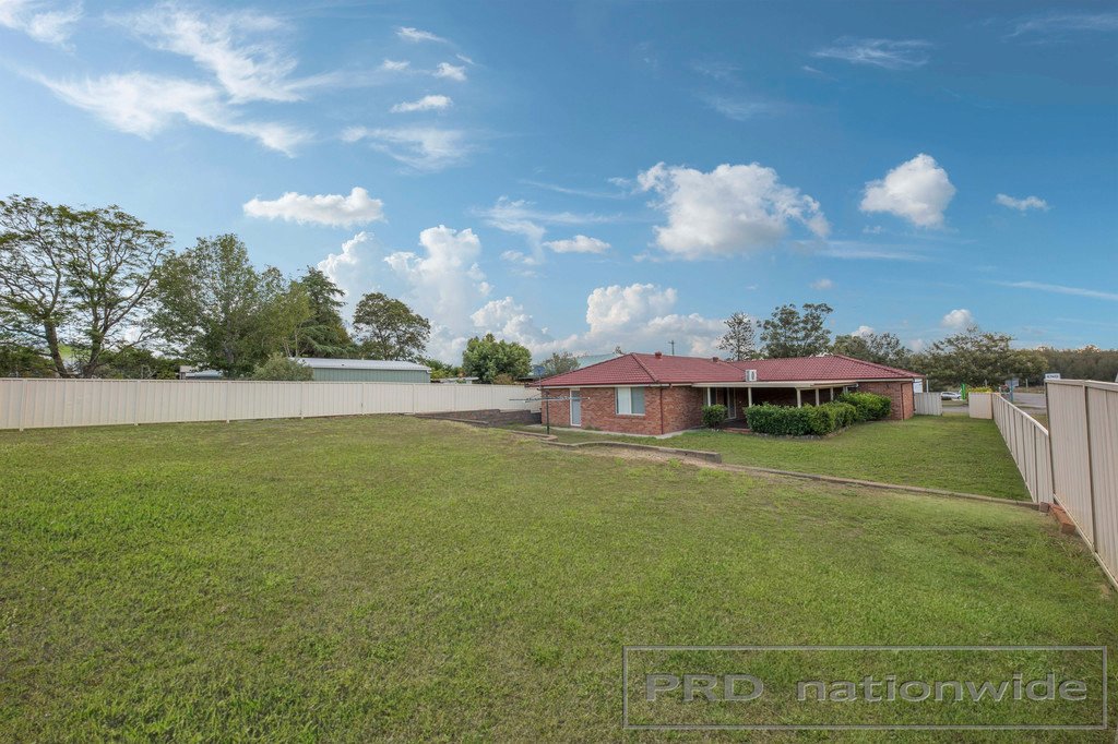 83 High Street GRETA 5