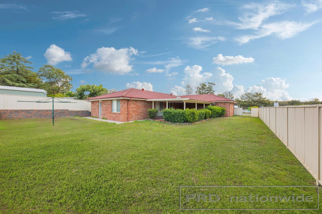 83 High Street GRETA 24