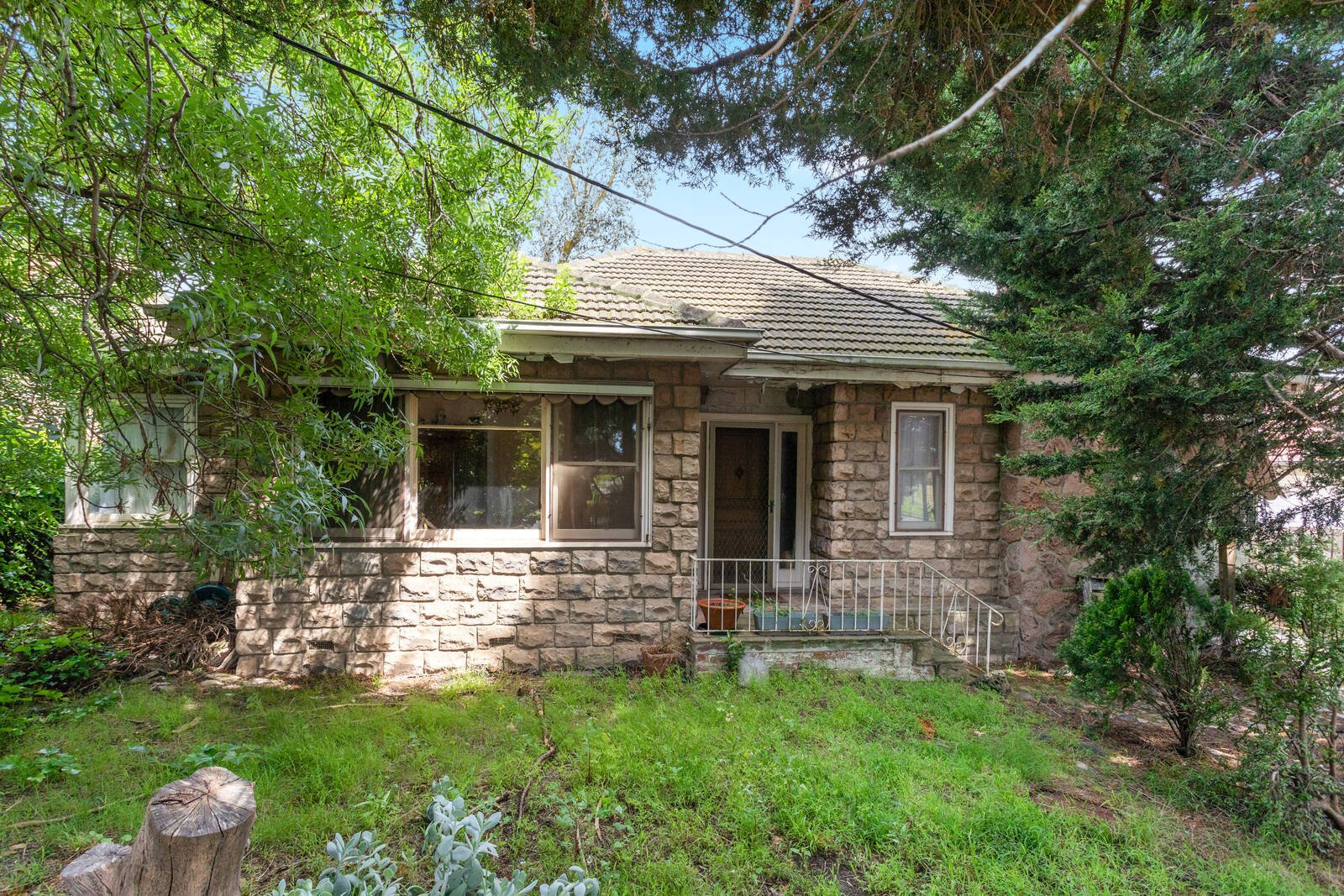 Gallery: 83 Huntingdale Road