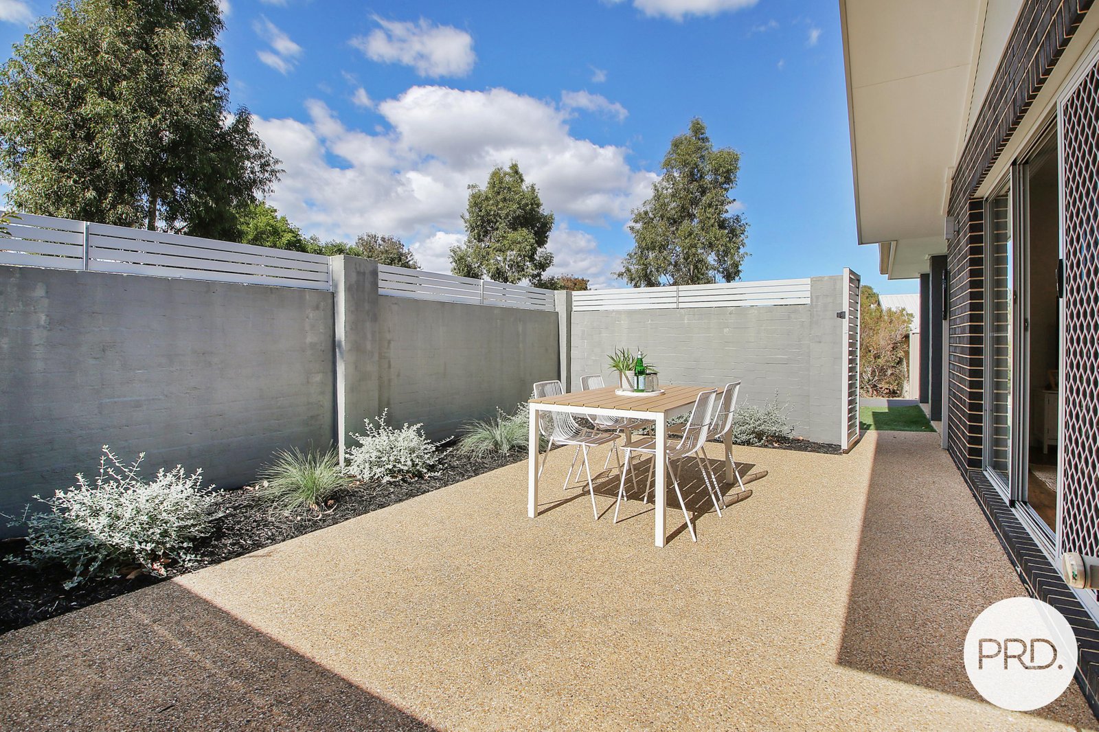 83 Jacaranda Street WEST ALBURY 13